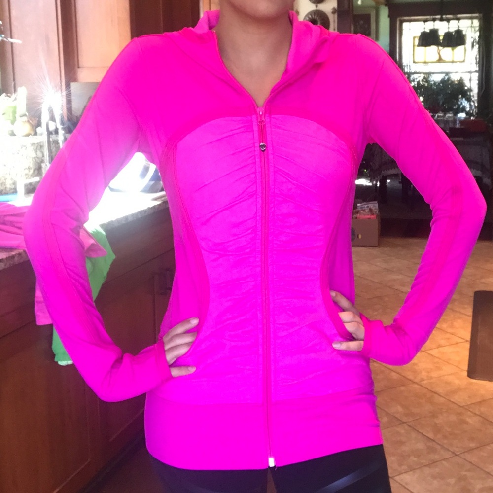 Sz 8 good condition pink Lululemon zip up hoodie